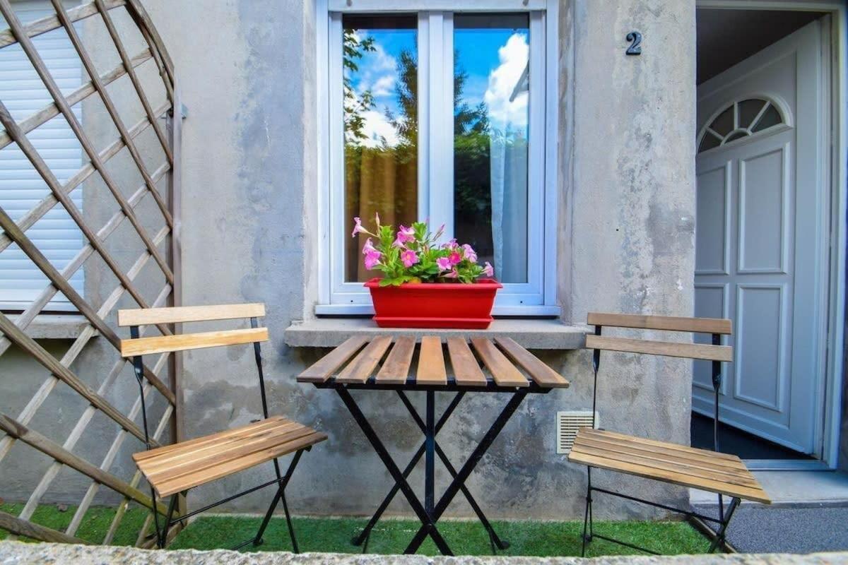 Benfleet 2 Cocooning Studio Proche Paris Romainville Bagian luar foto